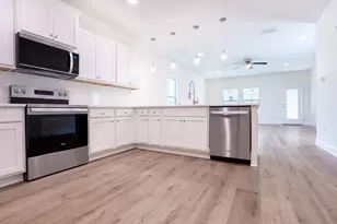 132 2nd Ave, Shalimar, FL 32579 - Photo 10