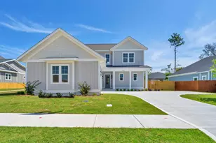 623 Chamomile Ct, Niceville, FL 32578 - Photo 2