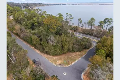 3002 Pelican Lane, Pensacola, FL 32514 - Photo 8
