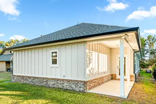 699 Earl Godwin Rd, Freeport, FL 32439 - Photo 20