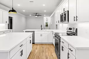 699 Earl Godwin Rd, Freeport, FL 32439 - Photo 6