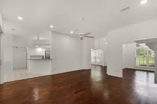 2179 Chase Dr, Niceville, FL 32578 - Photo 12