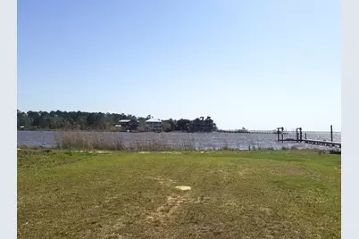 554 Beatrice Point Road, Freeport, FL 32439 - Photo 1