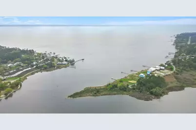 554 Beatrice Point Road, Freeport, FL 32439 - Photo 12