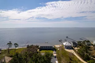 5539 Soundside Dr, Gulf Breeze, FL 32563 - Photo 24