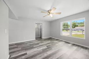 305 NE Hollywood Blvd NE, Fort Walton Beach, FL 32548 - Photo 4