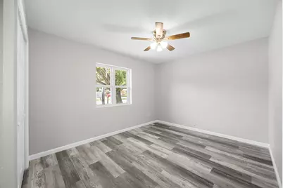 305 NE Hollywood Boulevard NE, Fort Walton Beach, FL 32548 - Photo 22