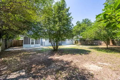 305 NE Hollywood Boulevard NE, Fort Walton Beach, FL 32548 - Photo 34