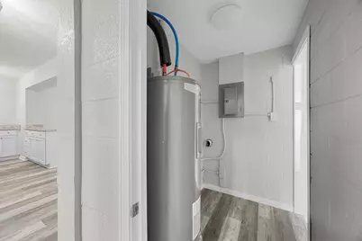 305 NE Hollywood Boulevard NE, Fort Walton Beach, FL 32548 - Photo 20