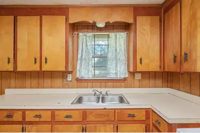 421 Quebec Avenue, Defuniak Springs, FL 32433 - Photo 10