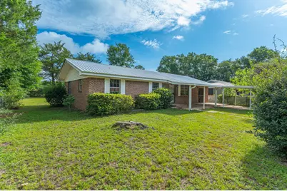 421 Quebec Avenue, Defuniak Springs, FL 32433 - Photo 1