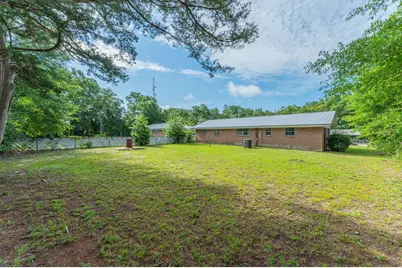 421 Quebec Avenue, Defuniak Springs, FL 32433 - Photo 26