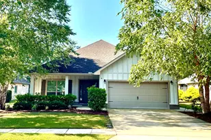 46 Hemingway Ln, Freeport, FL 32439 - Photo 1