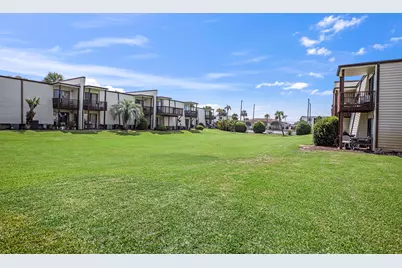 308 SW Miracle Strip Parkway SW #30B, Fort Walton Beach, FL 32548 - Photo 6