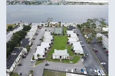 308 SW Miracle Strip Parkway SW #30B, Fort Walton Beach, FL 32548 - Photo 48