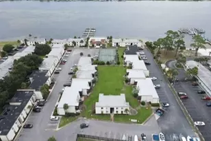 308 SW Miracle Strip Parkway SW, Fort Walton Beach, FL 32548 - Photo 48