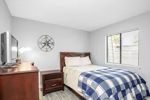 308 SW Miracle Strip Parkway SW, Fort Walton Beach, FL 32548 - Photo 36