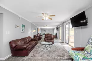 308 SW Miracle Strip Parkway SW, Fort Walton Beach, FL 32548 - Photo 30