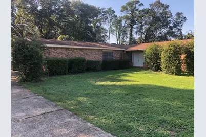 57 NW Cinderella Lane NW, Fort Walton Beach, FL 32547 - Photo 1