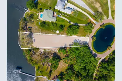 104 Lagrange Cove Circle, Freeport, FL 32439 - Photo 2