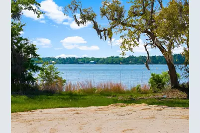 104 Lagrange Cove Circle, Freeport, FL 32439 - Photo 8