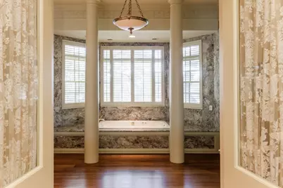 204 Laura Lane, Gulf Breeze, FL 32561 - Photo 38