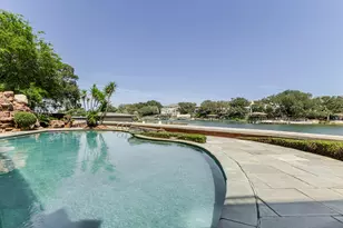 204 Laura Ln, Gulf Breeze, FL 32561 - Photo 54