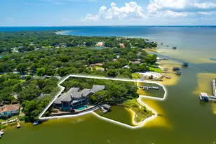 204 Laura Ln, Gulf Breeze, FL 32561 - Photo 2