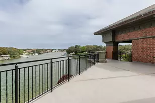 204 Laura Ln, Gulf Breeze, FL 32561 - Photo 48