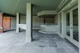 204 Laura Ln, Gulf Breeze, FL 32561 - Photo 52