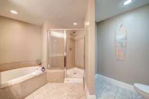 9860 S Thomas Dr S, Panama City Beach, FL 32407 - Photo 20