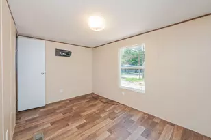 246 Rainbow Dr, Crestview, FL 32539 - Photo 18