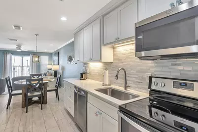 300 Gulf Shore Drive #UNIT 106, Destin, FL 32541 - Photo 4