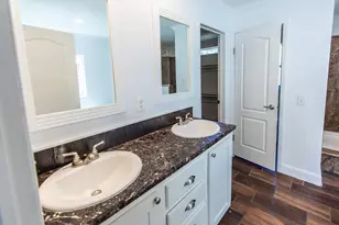 748 Phillips Dr, Freeport, FL 32439 - Photo 26