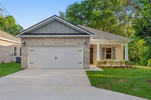 433 Bullock Blvd, Niceville, FL 32578 - Photo 6