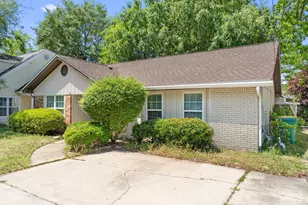 634 Lloyd St St, Fort Walton Beach, FL 32547 - Photo 2