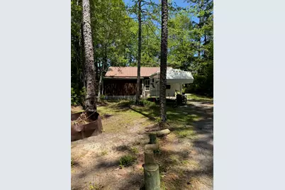 219 Jones Drive, Freeport, FL 32439 - Photo 2