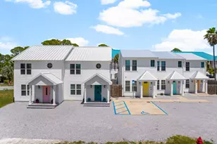 10609 Parkhill Cir, Panama City Beach, FL 32407 - Photo 2