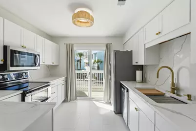 8522 Gulf Boulevard #20, Navarre, FL 32566 - Photo 1