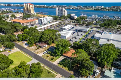 218 SW Coral Drive SW, Fort Walton Beach, FL 32548 - Photo 10