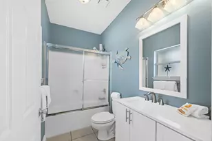 1406 Homeport Dr, Navarre, FL 32566 - Photo 20