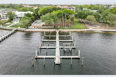 113 SE Brooks Street SE #106, Fort Walton Beach, FL 32548 - Photo 1