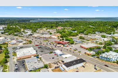 11 SE Eglin Parkway SE, Fort Walton Beach, FL 32548 - Photo 12