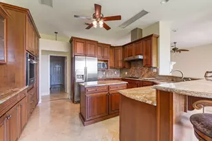 421 Emerald Pointe Dr, Mary Esther, FL 32569 - Photo 6