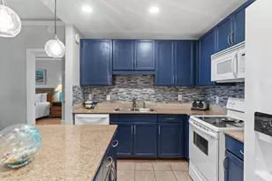 9902 S Thomas Dr S, Panama City Beach, FL 32408 - Photo 16