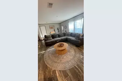 187 E Violet Lane, Defuniak Springs, FL 32433 - Photo 1