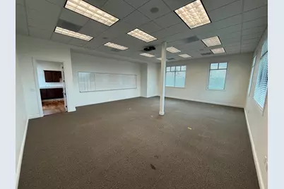 5210 S Ferdon Boulevard S #UNIT B, Crestview, FL 32536 - Photo 6