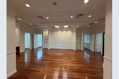 5210 S Ferdon Boulevard S #UNIT B, Crestview, FL 32536 - Photo 2