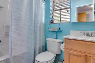 204 Parkwood Cir, Niceville, FL 32578 - Photo 18