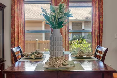 204 Parkwood Circle, Niceville, FL 32578 - Photo 8